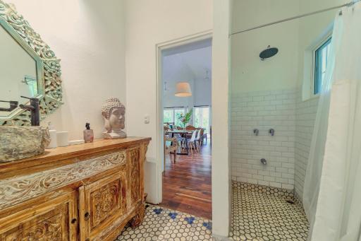 Pineapple house Manzanillo - Housity