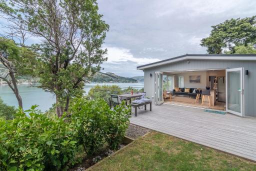 Otahuahua - Akaroa Holiday Home - Housity