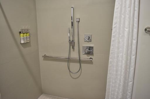 Candlewood Suites Independence, an IHG Hotel - Housity