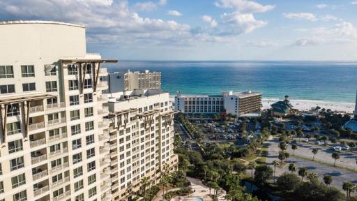 Sandestin Resort Luau by Tufan - Housity