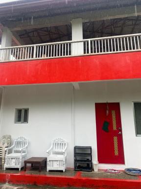 Perlies Inn Tanay Barkada House - Housity
