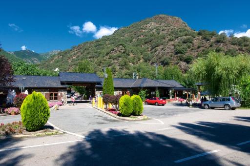 Camping Bungalows La Borda del Pubill - Housity
