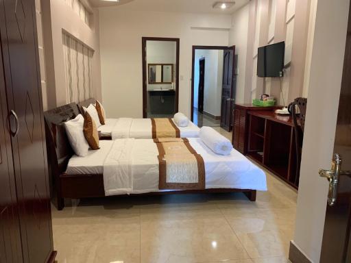 Phuc Hung Hotel - Housity