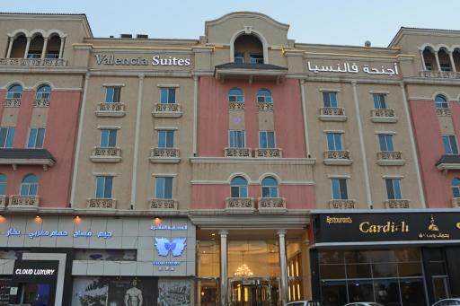 Valencia Hotel Suites - Housity