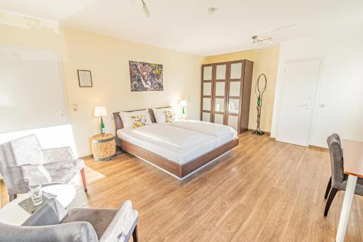 Weinhotel Ayler Kupp - Housity