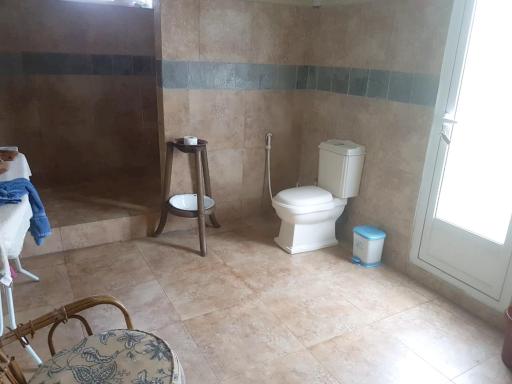 Spacious apartment in Curepipe - 150 sqm with balcony - Housity