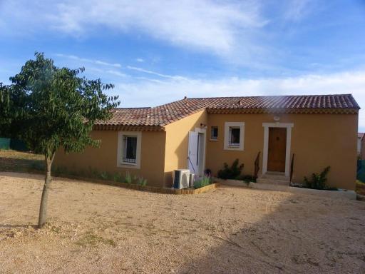 Villa confortable avec piscine privee a Saint Saturnin les Apt - Housity