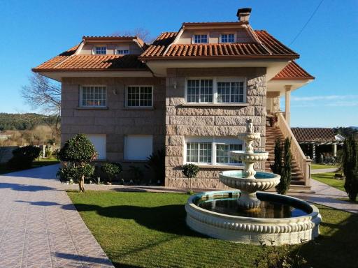 4 bedrooms appartement with enclosed garden and wifi at Tomino - Housity