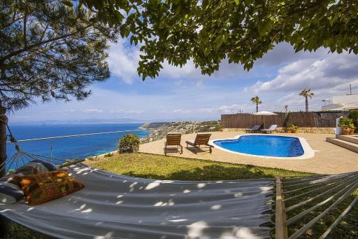 Villa with sea view and private pool - Housity