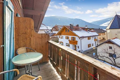 Kruma - Waggile 2 - Housity