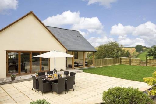 The Garden Apartment - Housity