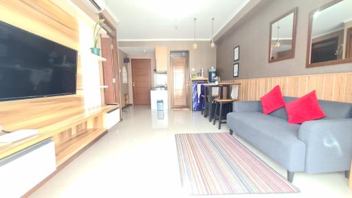 Gateway Pasteur 2 BR tower depan Jade 11 C - Housity