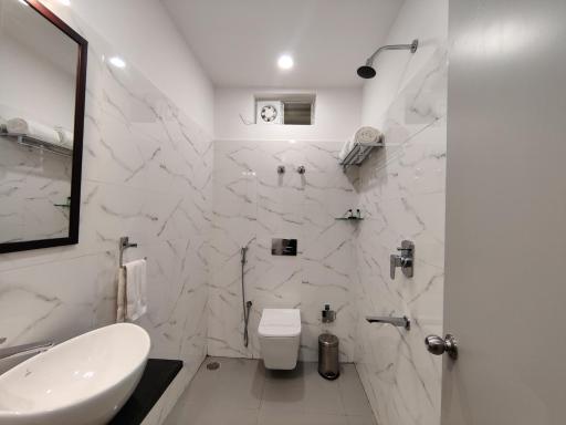 PARK IRIS HOTELS, Bharathi Nagar - Housity