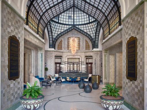 Four Seasons Hotel Gresham Palace Budapest - Housity
