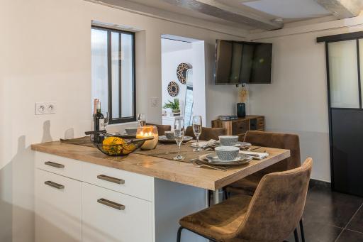 Appart 4 pers design et cosy avec Jardin au Cœur de Sélestat - Housity