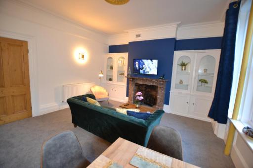 Mayflower 2 bed Boutique Apartment - STAYSEEKERS - Housity