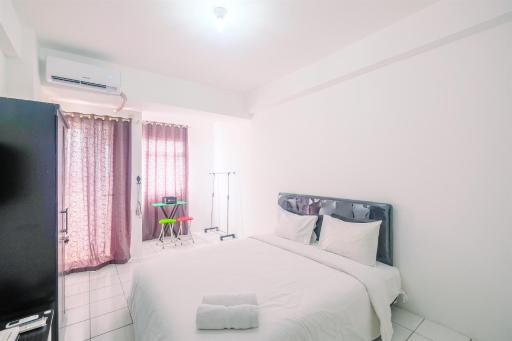 Beautiful Studio at Gunung Putri Square Apartment By Travelio - Housity