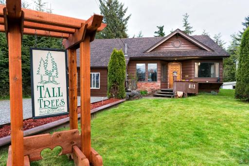 Tall Trees Bed & Breakfast - Housity