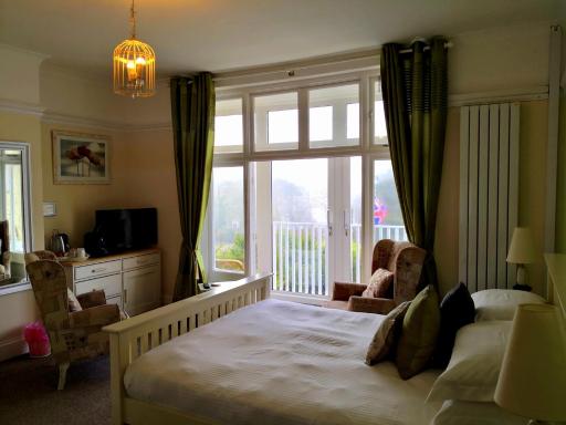 Sunset Guest House - Housity