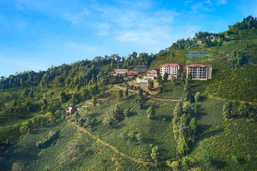 Taj Chia Kutir Resort & Spa Darjeeling - Housity