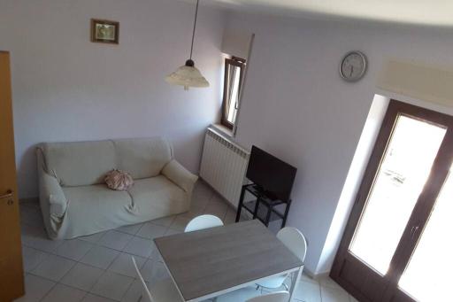Il Castello - Casa nel cuore dell Abruzzo ideale per relax e montagna - Housity