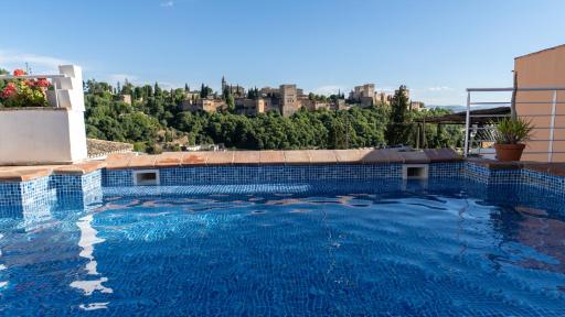 Apartamentos Montesclaros - Housity