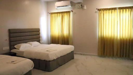 CKM TOWN INN - Housity