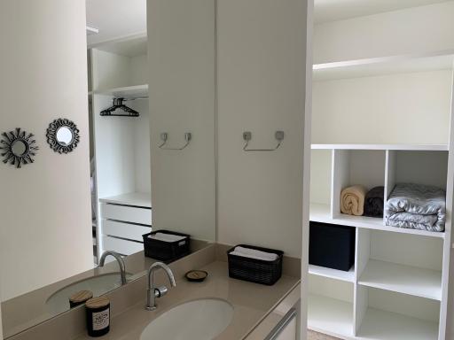 Metropolitan Sidney Smart Style - Housity