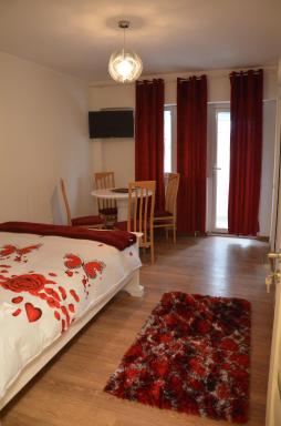 Apartament Roxen - Housity