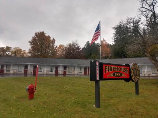 FireHouse Inn - Housity