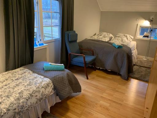 Sea Side Cabin - Housity