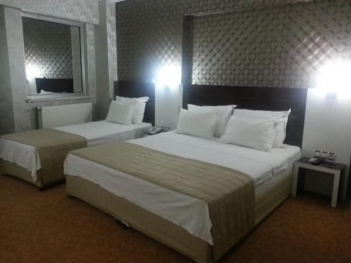 Anya Suit Otel - Housity