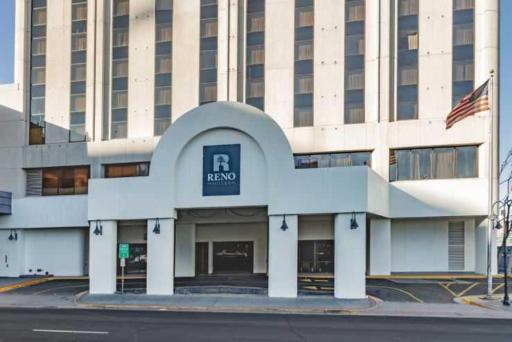Reno Suites - Housity