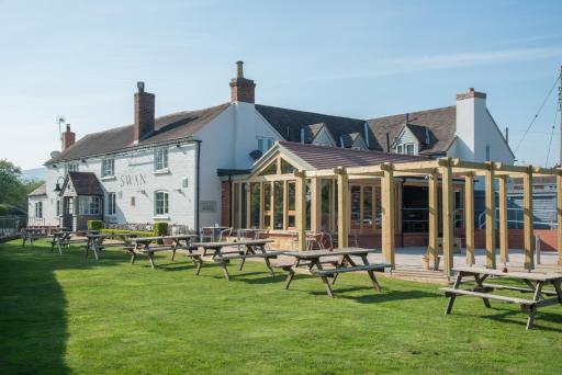 The Swan Inn - Housity