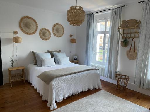La Parenthese - Housity