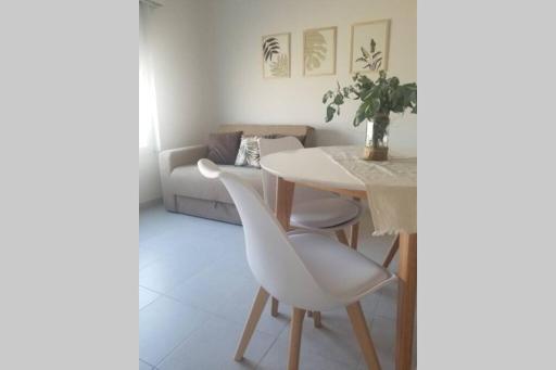 Andoli 1 - Housity