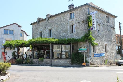 Logis Hotels- Auberge de la Tour - Hôtel et restaurant - Housity