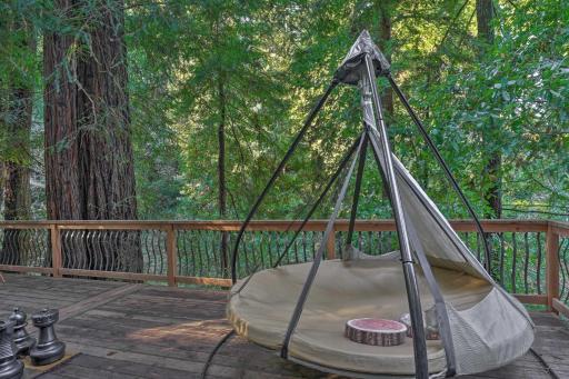 Riverfront Cottage in Redwoods with Decks and Beach! - Housity
