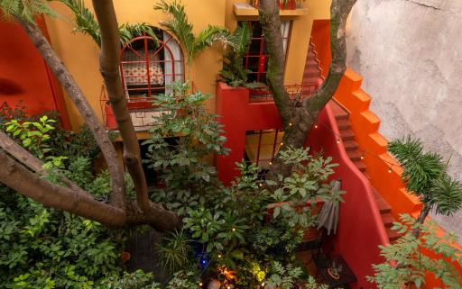 The Red Tree House - Housity