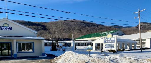 Days Inn by Wyndham Lincoln - Housity