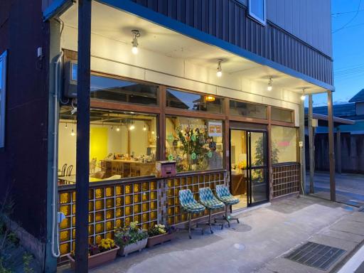 yado & kissa UGO HUB - Housity