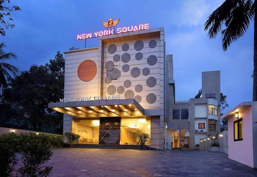 Hotel New York Square - Housity