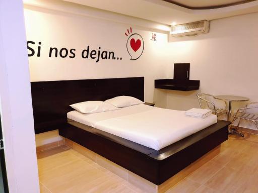 HOTEL MOTEL LOVE - Housity