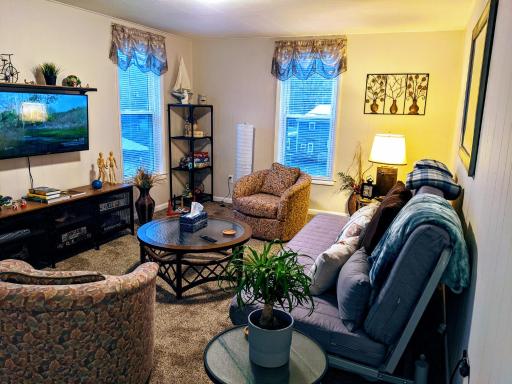 The Estate Loft in Downtown Milford - Housity