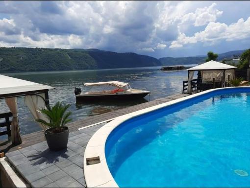 New Exclusive - Housity