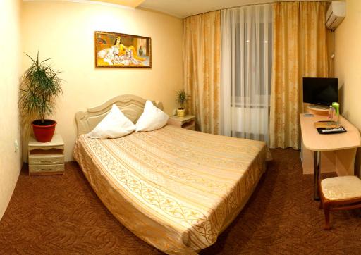 De Luxe - Housity