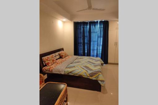 Blue Pararse - Housity