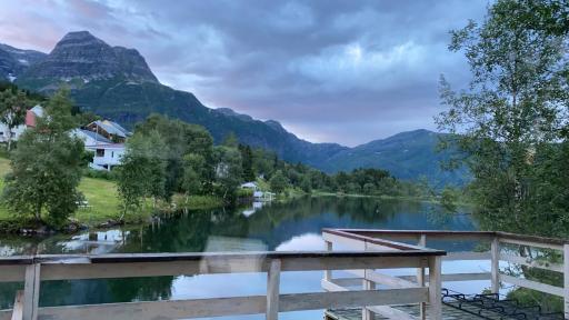 House on the lake - Housity