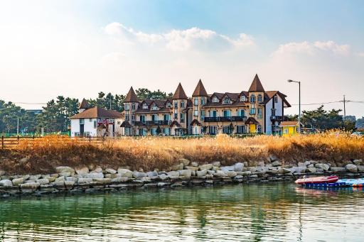 Santa Beach Pension - Housity