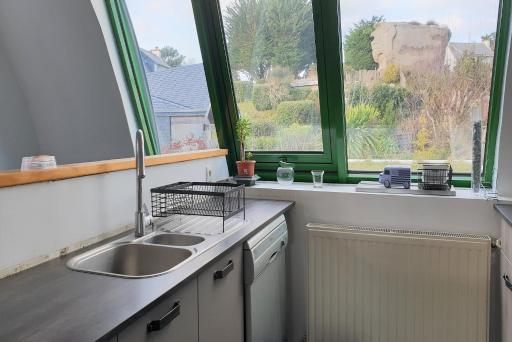 Maison 6 pers, avec jardin clos au centre de Trégastel, à 500m de la plage - Réf 179 - Housity